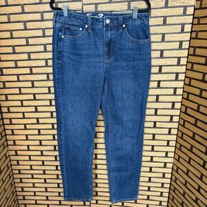 Seven7 Slim Straight Jeans Size 6